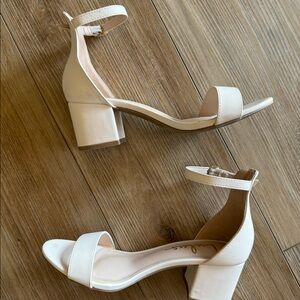 Women’s Cream Heels